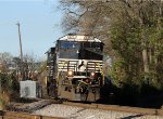 NS 4251 leads train 350 around the curve at Fetner